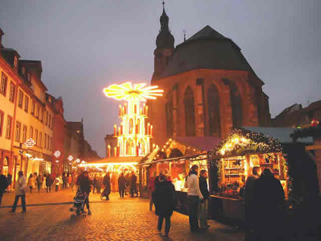 heidelberg_mercatini_natale_pyramide Mercatini di Natale di Heidelberg
