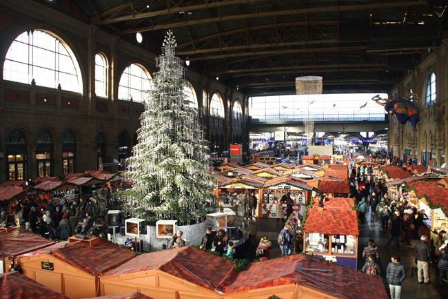 Albero Di Natale Zurigo.Mercatini Di Natale 2020 Di Zurigo Date E Eventi Aggiornati