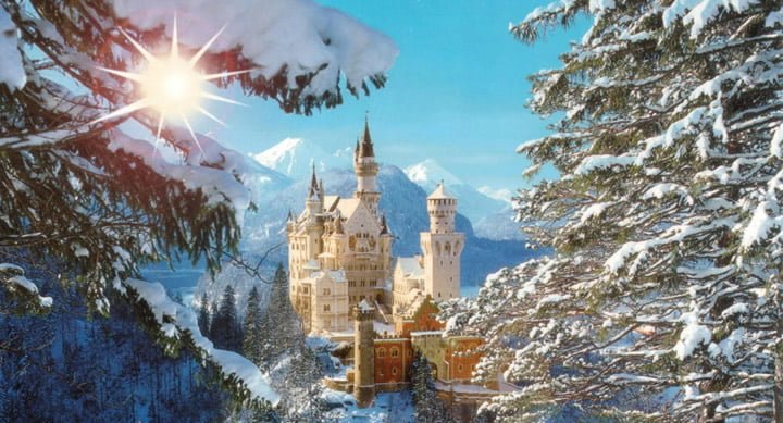 Il Castello di Neuschwanstein con la neve
