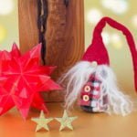 Preparare gli addobbi natalizi con gli origami