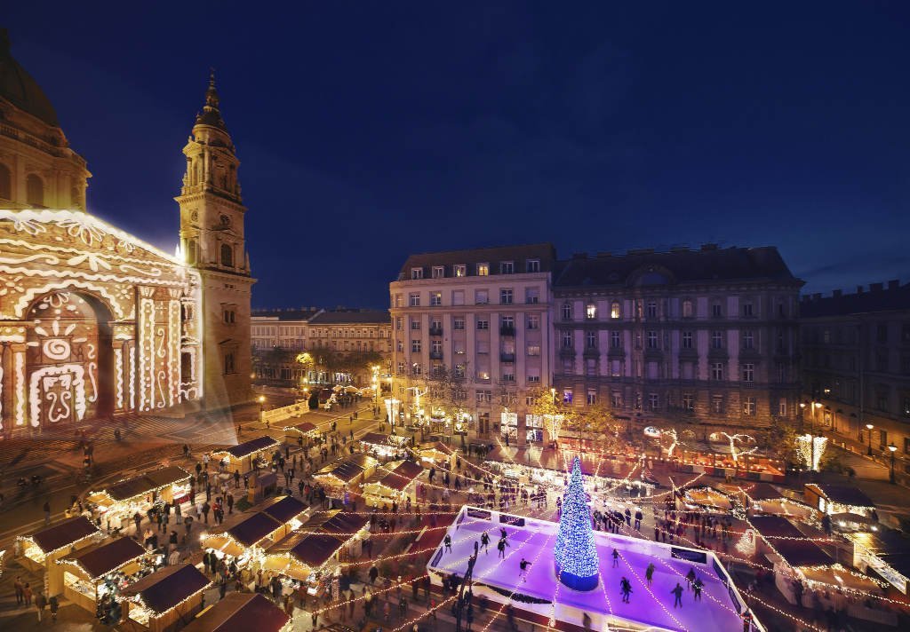 Copyright Advent Feast at the Basilica