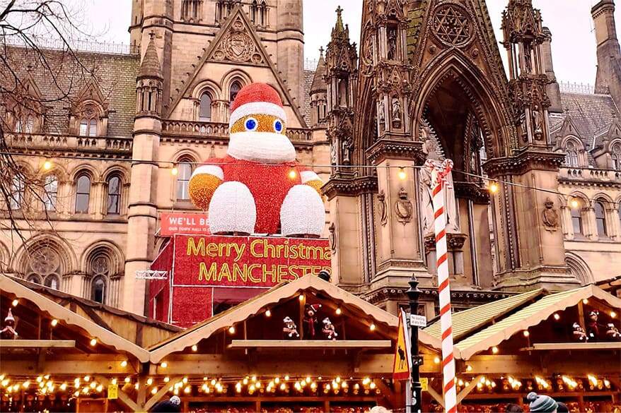 Il centro di Manchester durante i mercatini di Natale