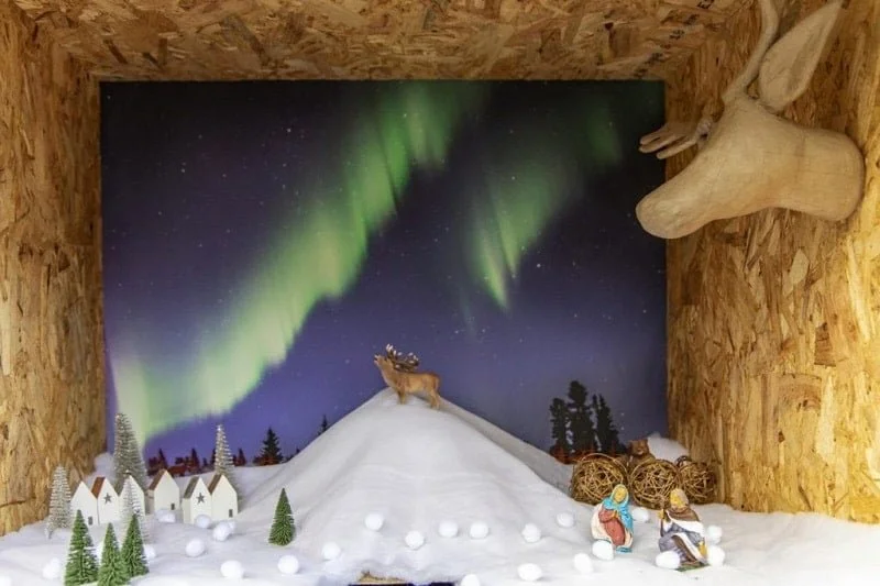 aurora boreale su presepe di Crodo