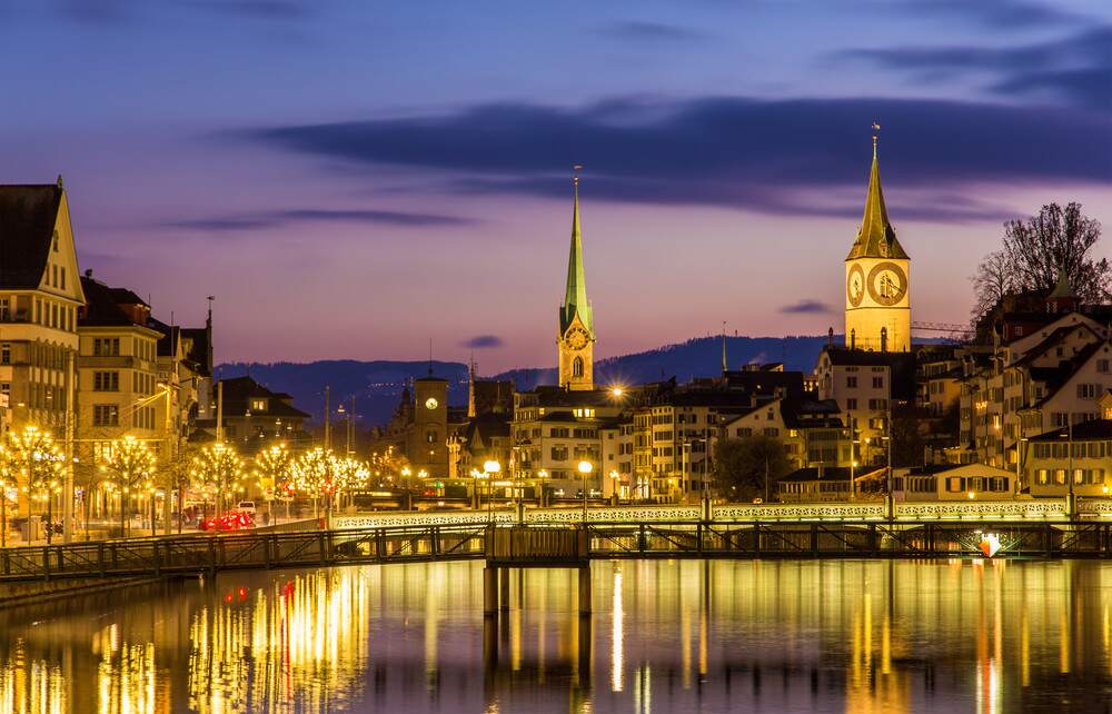 Zurigo sulle rive del fiume Limmat